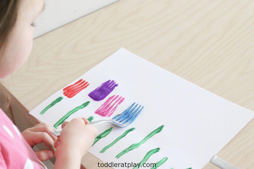 Easy Art Projects for Toddlers - Fork Stamped Tulips Craft