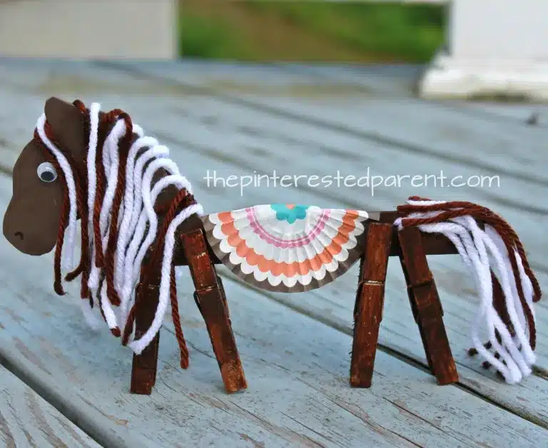 Horse Crafts for Preschoolers - Clothespin Horse